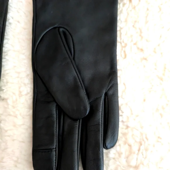 Lauren Ralph Lauren Pick Stitch Genuine Leather Touch Gloves.Never Worn.